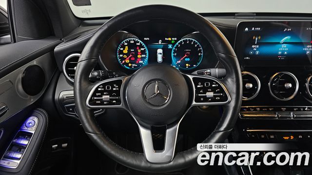 Mercedes-Benz GLC-Class 2021 — photo 13