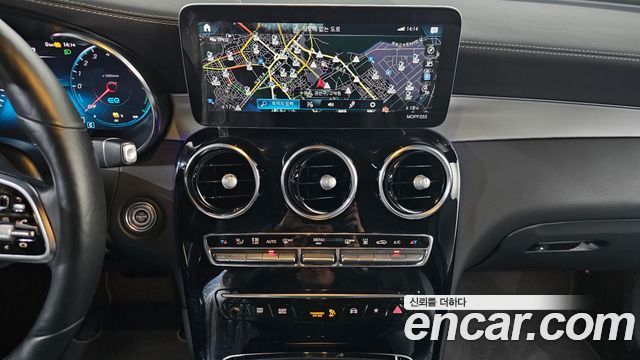 Mercedes-Benz GLC-Class 2021 — photo 14