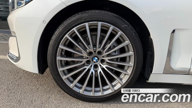 BMW 7-Series 2022 — photo 5