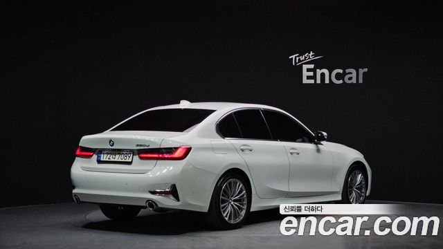 BMW 3-Series 2021 — photo 2