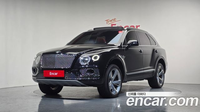 Bentley Bentayga 2018 — photo 1