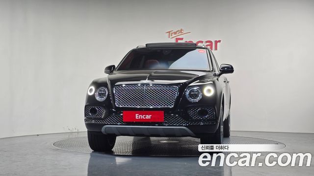 Bentley Bentayga 2018 — photo 3