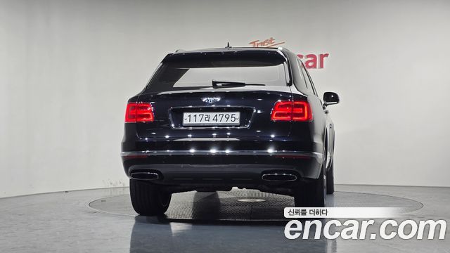 Bentley Bentayga 2018 — photo 4