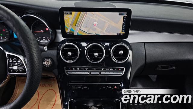 Mercedes-Benz C-Class 2020 — photo 15