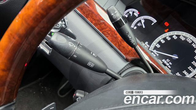 Mercedes-Benz S-Class 2010 — photo 19