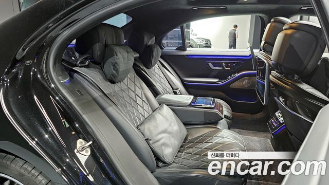 Mercedes-Benz S-Class 2021 — photo 12