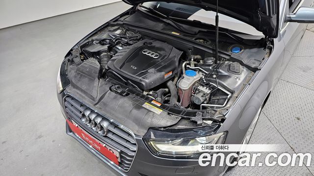 Audi A4 2013 — photo 6