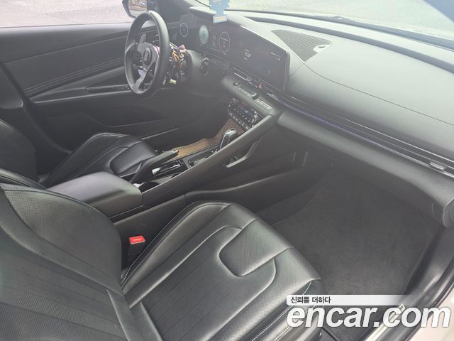 Hyundai AVANTE 2022 — photo 15