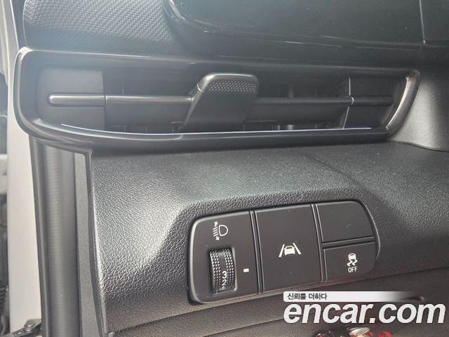 Hyundai AVANTE 2022 — photo 17