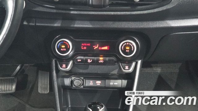 Kia morning 2018 — photo 17