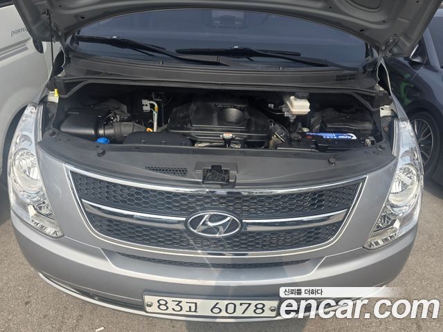 Hyundai Starex 2015 — photo 13