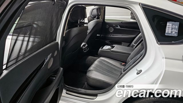 Genesis G80 2021 — photo 11