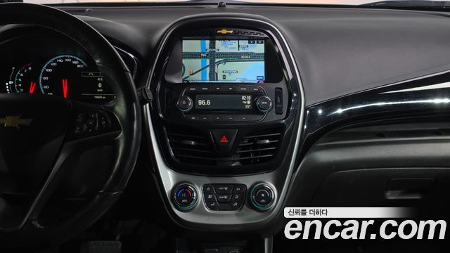 Chevrolet Korea Spark 2017 — photo 14