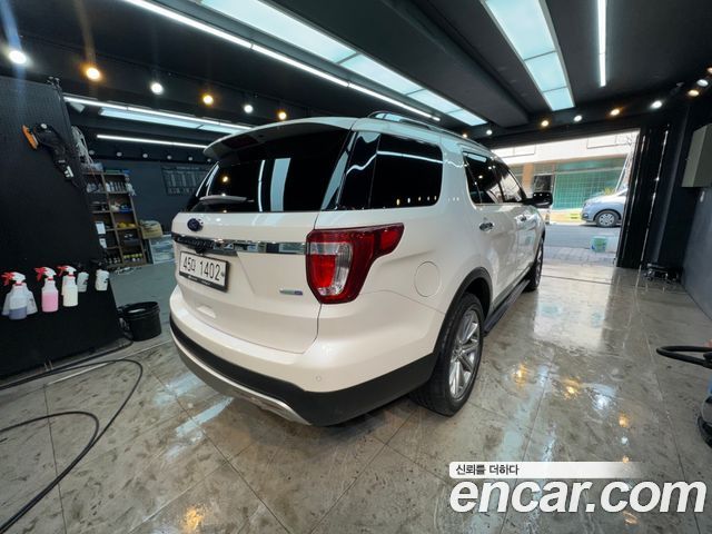 Ford Explorer 2017 — photo 6