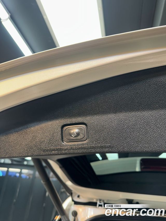 Ford Explorer 2017 — photo 9