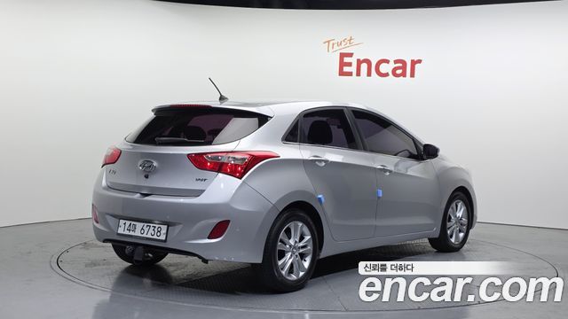 Hyundai i30 2014 — photo 2