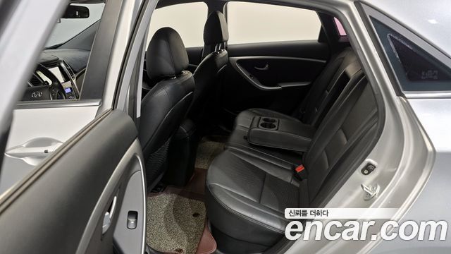Hyundai i30 2014 — photo 20