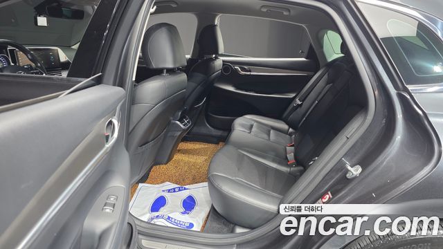 Hyundai Grandeur 2022 — photo 11