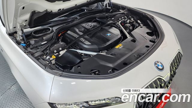BMW 7-Series 2023 — photo 6