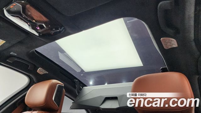 BMW 7-Series 2023 — photo 19