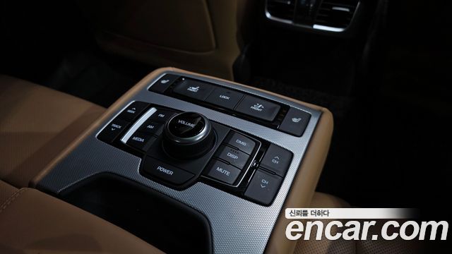 Genesis G80 2020 — photo 19