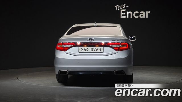 Hyundai Grandeur 2016 — photo 4
