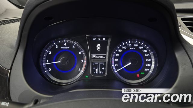 Hyundai Grandeur 2016 — photo 8