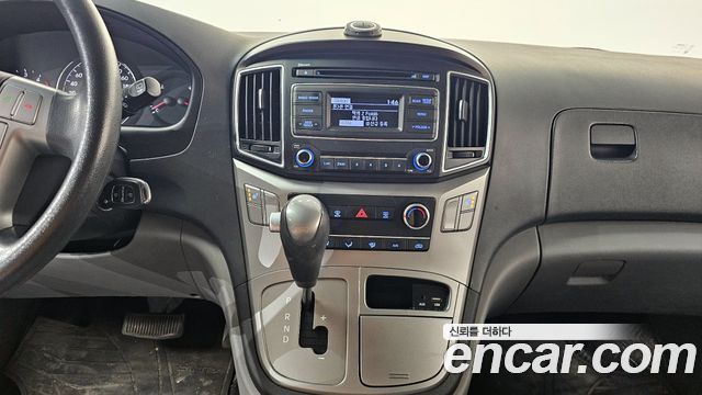 Hyundai Starex 2016 — photo 14