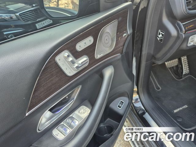 Mercedes-Benz GLE-Class 2021 — photo 6