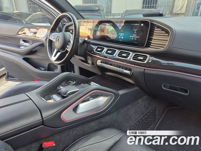 Mercedes-Benz GLE-Class 2021 — photo 15