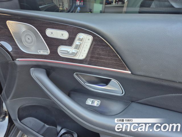 Mercedes-Benz GLE-Class 2021 — photo 16
