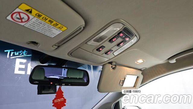 Kia Canival 2017 — photo 19