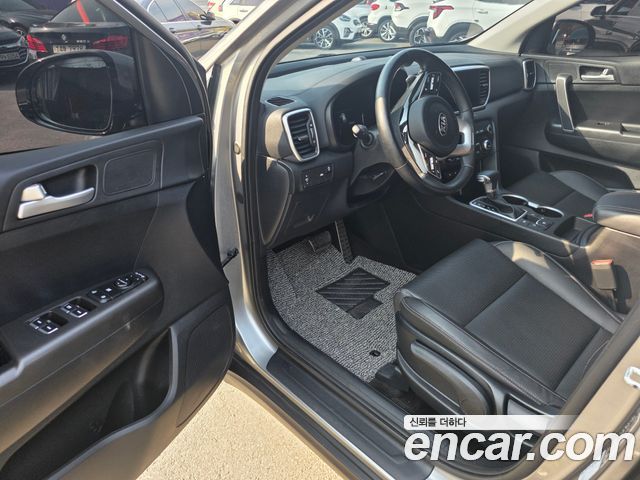 Kia Sportage 2022 — photo 12