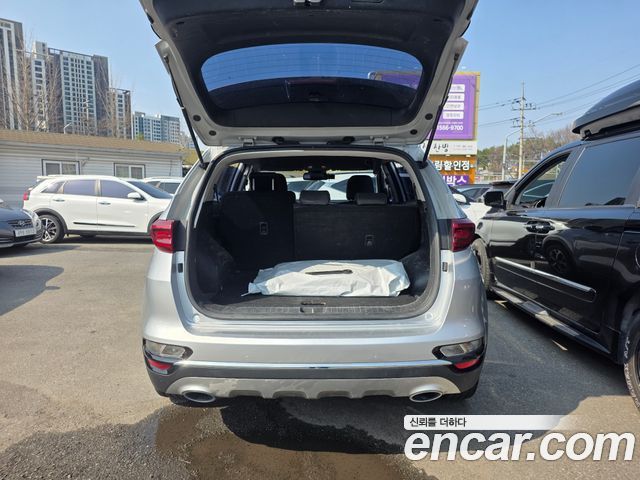 Kia Sportage 2022 — photo 16