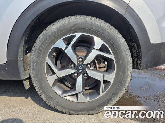 Kia Sportage 2022 — photo 17