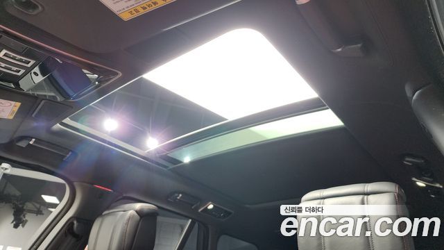 Land Rover Range Rover 2019 — photo 18