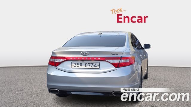 Hyundai Grandeur 2017 — photo 4