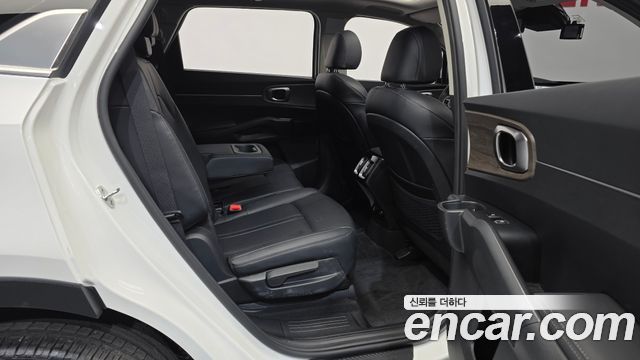 Kia Sorento 2021 — photo 12