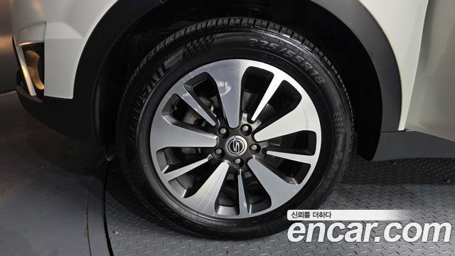 KG Mobility KORANDO 2015 — photo 5
