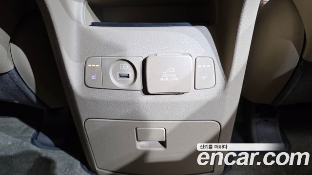 Kia Canival 2019 — photo 18