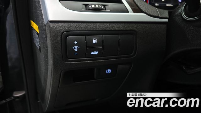 Hyundai Genesis 2016 — photo 13