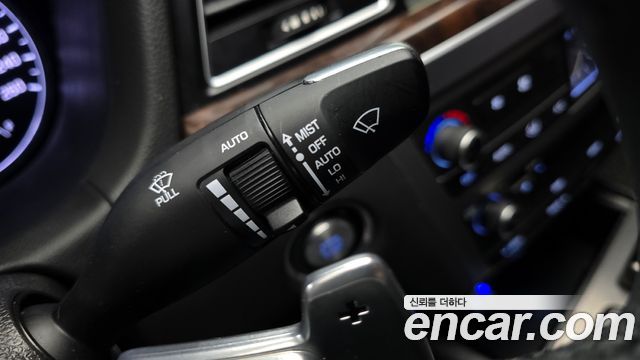 Hyundai Genesis 2016 — photo 19