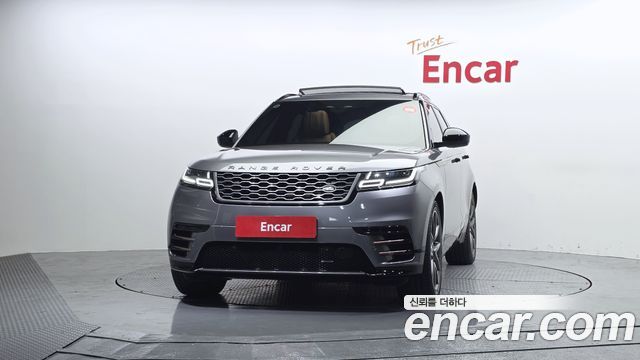 Land Rover Range Rover Velar 2022 — photo 3