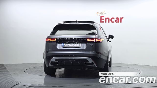 Land Rover Range Rover Velar 2022 — photo 4