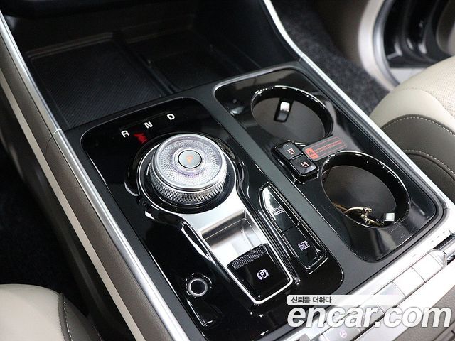 Kia Canival 2025 — photo 9