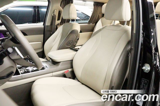 Kia Canival 2025 — photo 10