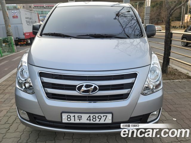 Hyundai Starex 2017 — photo 3