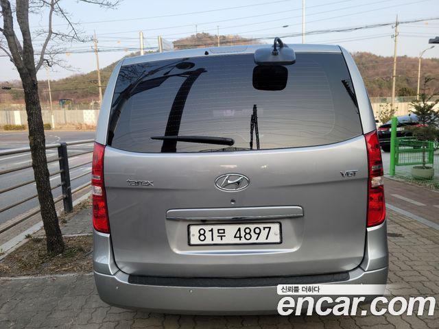 Hyundai Starex 2017 — photo 4
