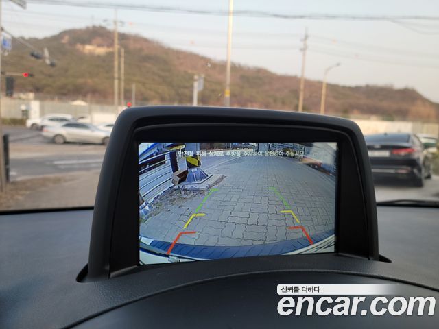 Hyundai Starex 2017 — photo 16