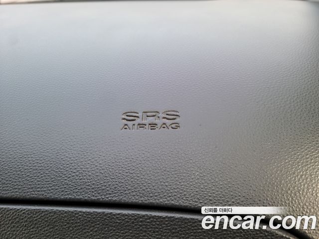 Hyundai Starex 2017 — photo 18
